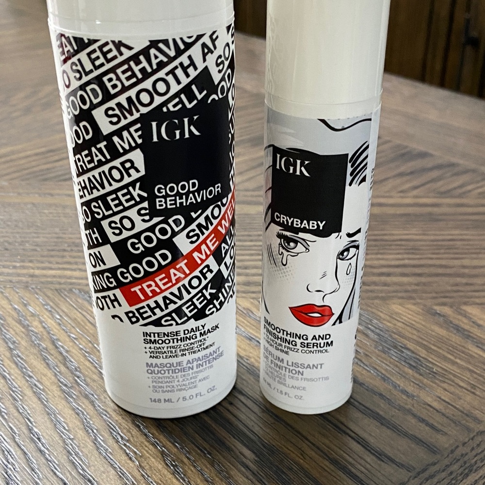 IGK Good Behavior Smoothing Mask - Black and White
